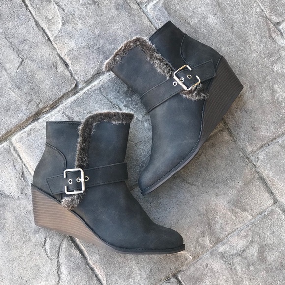 Kitten Low Wedge Buckle Ankle Bootie - Picture 7 of 8